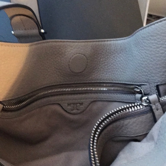Largo gray pebble crossbody Tory Burch - Picture 3 of 8